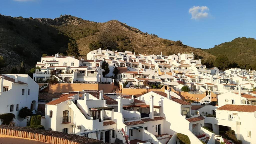 Апартаменты Monte Cielo Нерха Экстерьер фото